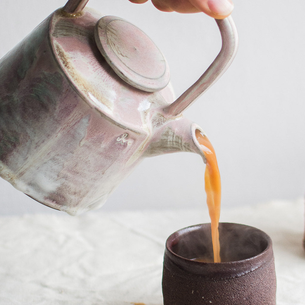 The Perky Pick-Me-Up: How Much Caffeine Hides in Your Cup of Tea?