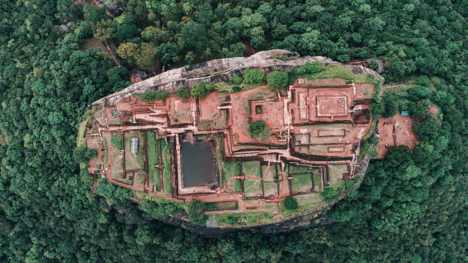 Sigiriya vs. World's Ancient Fortresses: Unique Features Explored